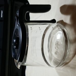 Mr. Coffee Pot with lid SETB10